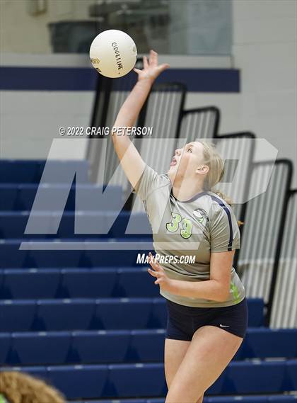 Thumbnail 3 in Mountain Crest @ Ridgeline photogallery.
