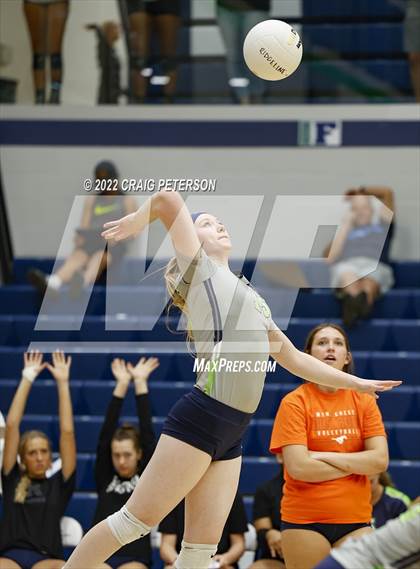 Thumbnail 2 in Mountain Crest @ Ridgeline photogallery.