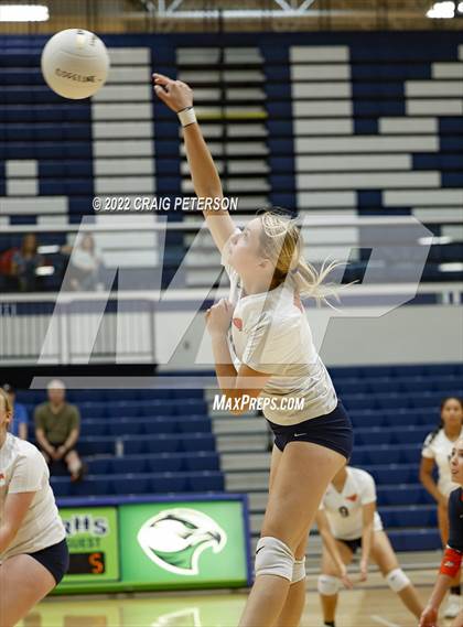 Thumbnail 2 in Mountain Crest @ Ridgeline photogallery.