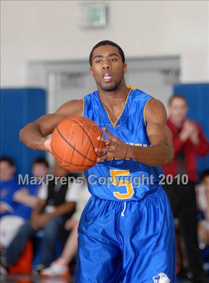 Thumbnail 3 in Chester vs. Chapel Field (Hambletonian Classic) photogallery.