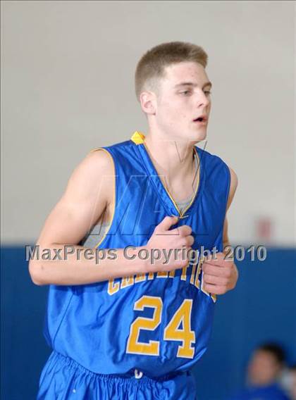 Thumbnail 3 in Chester vs. Chapel Field (Hambletonian Classic) photogallery.