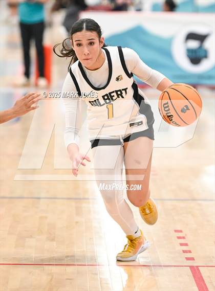 Thumbnail 2 in Etiwanda vs. Gilbert (Section 7) photogallery.