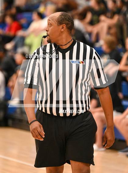 Thumbnail 2 in Etiwanda vs. Gilbert (Section 7) photogallery.