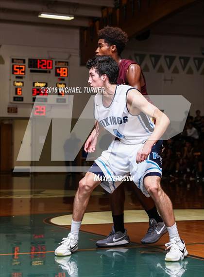 Thumbnail 3 in Edison vs. Pleasant Valley photogallery.