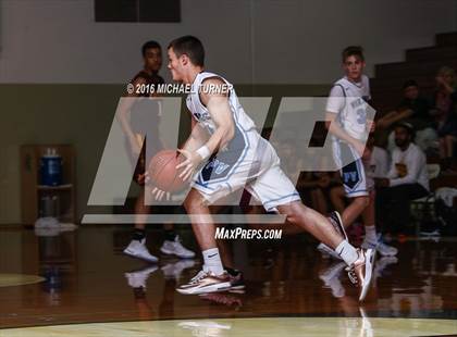 Thumbnail 2 in Edison vs. Pleasant Valley photogallery.