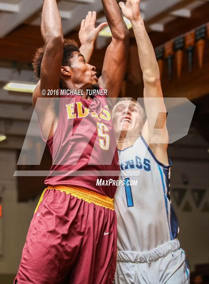Thumbnail 1 in Edison vs. Pleasant Valley photogallery.