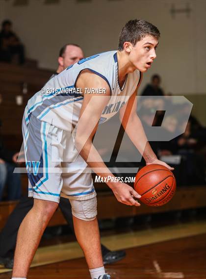Thumbnail 1 in Edison vs. Pleasant Valley photogallery.