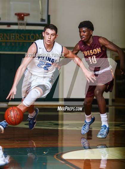 Thumbnail 2 in Edison vs. Pleasant Valley photogallery.