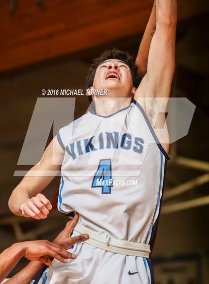 Thumbnail 1 in Edison vs. Pleasant Valley photogallery.