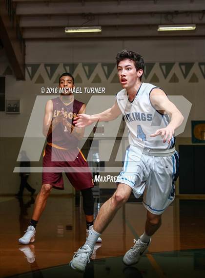 Thumbnail 3 in Edison vs. Pleasant Valley photogallery.