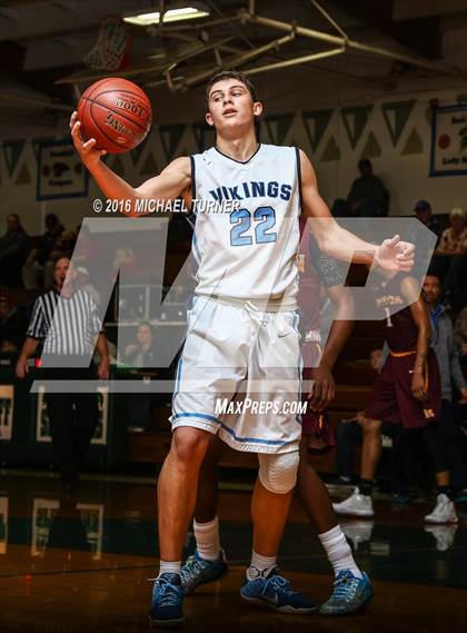 Thumbnail 1 in Edison vs. Pleasant Valley photogallery.
