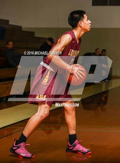 Thumbnail 2 in Edison vs. Pleasant Valley photogallery.