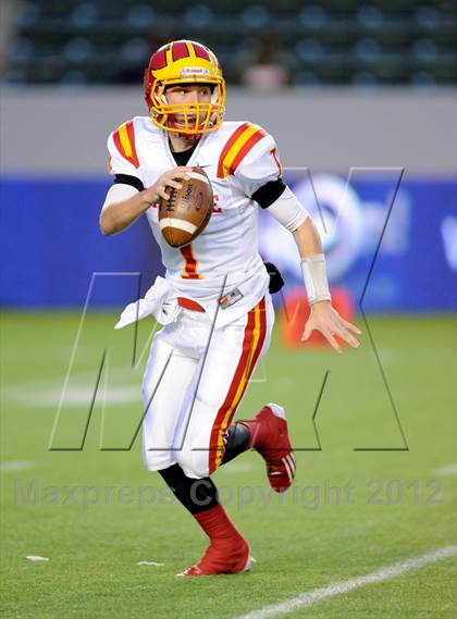 Thumbnail 1 in Oakdale vs. Serra (CIF State D2 Final) photogallery.