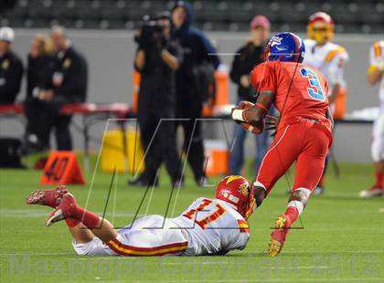 Thumbnail 3 in Oakdale vs. Serra (CIF State D2 Final) photogallery.