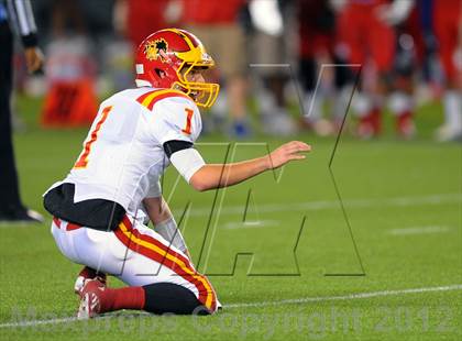 Thumbnail 3 in Oakdale vs. Serra (CIF State D2 Final) photogallery.
