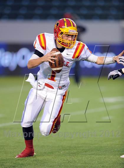 Thumbnail 2 in Oakdale vs. Serra (CIF State D2 Final) photogallery.