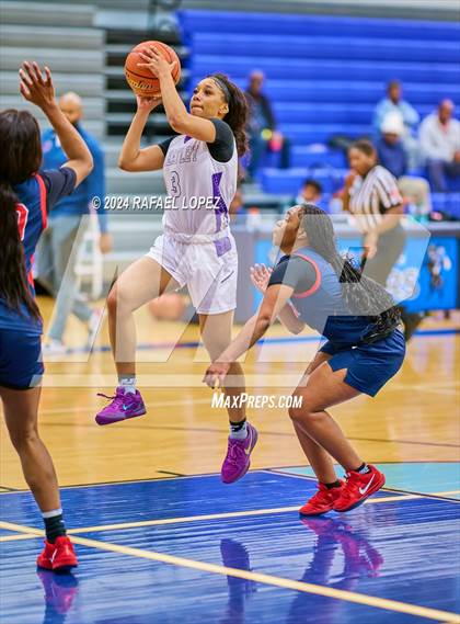 Thumbnail 1 in Wheatley vs. Lamar (Houston ISD Tournament) photogallery.