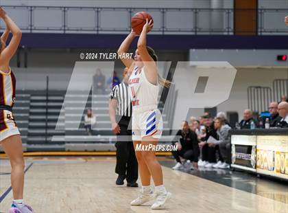 Thumbnail 2 in Gibson Southern vs. Silver Creek (Sneakers for Santa Shootout) photogallery.