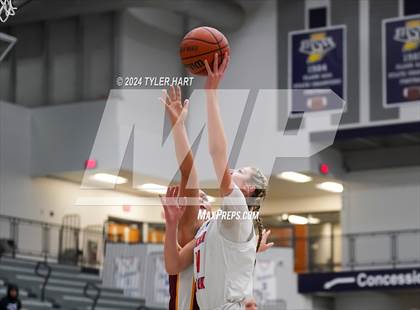 Thumbnail 2 in Gibson Southern vs. Silver Creek (Sneakers for Santa Shootout) photogallery.