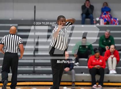 Thumbnail 3 in Gibson Southern vs. Silver Creek (Sneakers for Santa Shootout) photogallery.