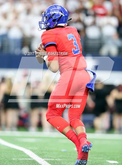 Thumbnail 1 in Duncanville vs. Trinity (UIL 6A Division 1 Region 1 Area) photogallery.