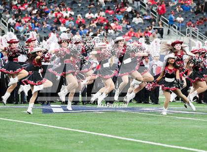 Thumbnail 2 in Duncanville vs. Trinity (UIL 6A Division 1 Region 1 Area) photogallery.