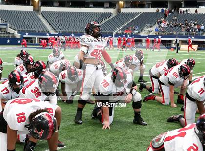 Thumbnail 1 in Duncanville vs. Trinity (UIL 6A Division 1 Region 1 Area) photogallery.