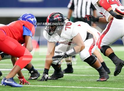 Thumbnail 2 in Duncanville vs. Trinity (UIL 6A Division 1 Region 1 Area) photogallery.