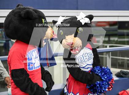 Thumbnail 3 in Duncanville vs. Trinity (UIL 6A Division 1 Region 1 Area) photogallery.