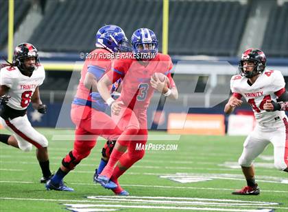 Thumbnail 2 in Duncanville vs. Trinity (UIL 6A Division 1 Region 1 Area) photogallery.