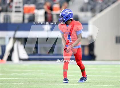 Thumbnail 2 in Duncanville vs. Trinity (UIL 6A Division 1 Region 1 Area) photogallery.