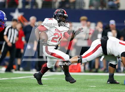 Thumbnail 2 in Duncanville vs. Trinity (UIL 6A Division 1 Region 1 Area) photogallery.
