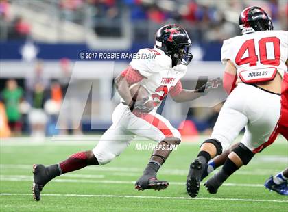 Thumbnail 3 in Duncanville vs. Trinity (UIL 6A Division 1 Region 1 Area) photogallery.
