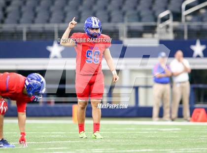 Thumbnail 2 in Duncanville vs. Trinity (UIL 6A Division 1 Region 1 Area) photogallery.