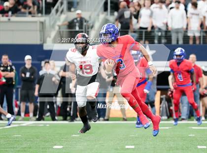 Thumbnail 1 in Duncanville vs. Trinity (UIL 6A Division 1 Region 1 Area) photogallery.