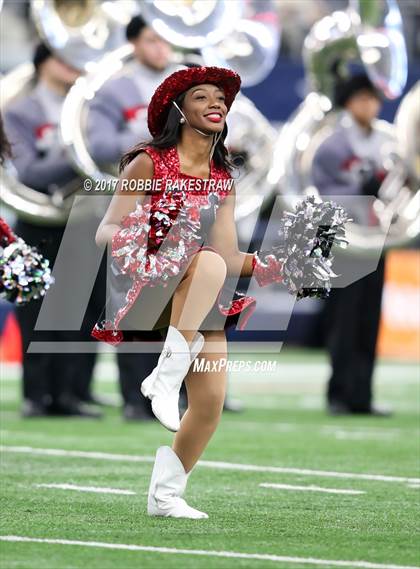 Thumbnail 1 in Duncanville vs. Trinity (UIL 6A Division 1 Region 1 Area) photogallery.