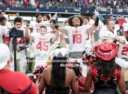 Thumbnail 3 in Duncanville vs. Trinity (UIL 6A Division 1 Region 1 Area) photogallery.