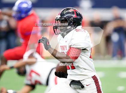 Thumbnail 1 in Duncanville vs. Trinity (UIL 6A Division 1 Region 1 Area) photogallery.