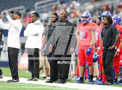 Thumbnail 2 in Duncanville vs. Trinity (UIL 6A Division 1 Region 1 Area) photogallery.