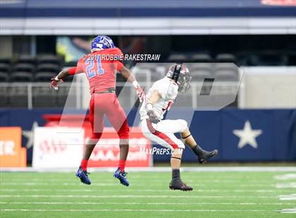 Thumbnail 2 in Duncanville vs. Trinity (UIL 6A Division 1 Region 1 Area) photogallery.