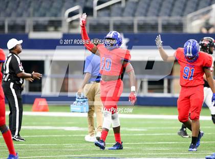 Thumbnail 1 in Duncanville vs. Trinity (UIL 6A Division 1 Region 1 Area) photogallery.