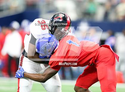 Thumbnail 2 in Duncanville vs. Trinity (UIL 6A Division 1 Region 1 Area) photogallery.