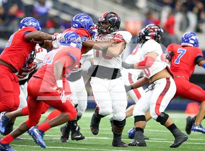 Thumbnail 1 in Duncanville vs. Trinity (UIL 6A Division 1 Region 1 Area) photogallery.