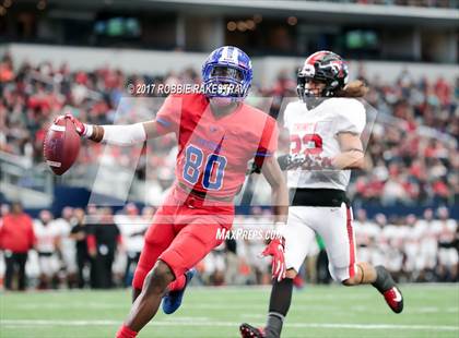 Thumbnail 1 in Duncanville vs. Trinity (UIL 6A Division 1 Region 1 Area) photogallery.