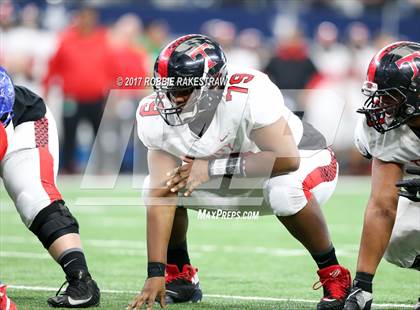 Thumbnail 2 in Duncanville vs. Trinity (UIL 6A Division 1 Region 1 Area) photogallery.