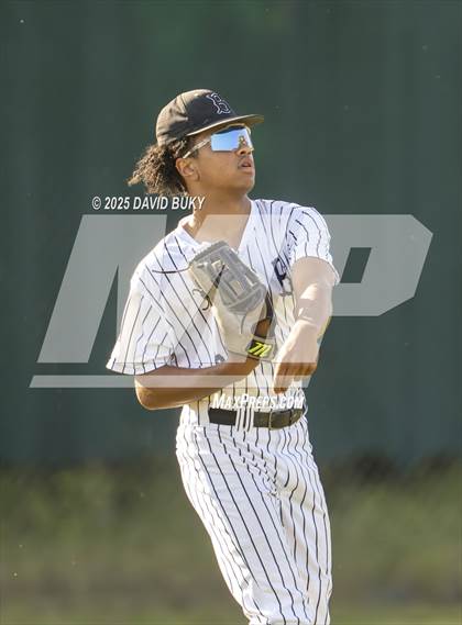 Thumbnail 3 in Woodbridge vs. Battlefield (VHSL Class 6 Region B Semifinal) photogallery.