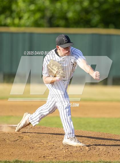 Thumbnail 1 in Woodbridge vs. Battlefield (VHSL Class 6 Region B Semifinal) photogallery.