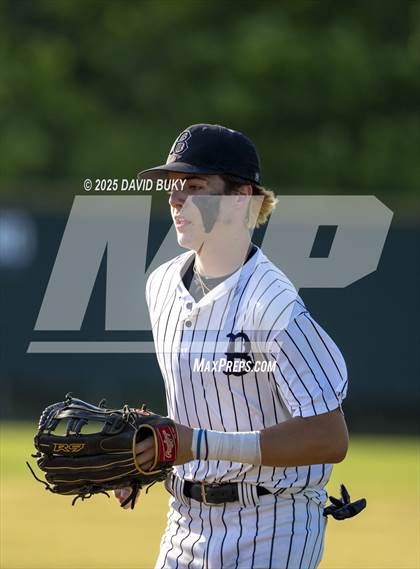 Thumbnail 2 in Woodbridge vs. Battlefield (VHSL Class 6 Region B Semifinal) photogallery.