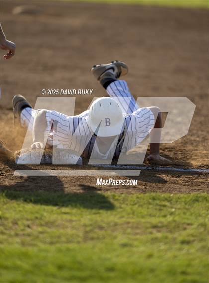 Thumbnail 3 in Woodbridge vs. Battlefield (VHSL Class 6 Region B Semifinal) photogallery.