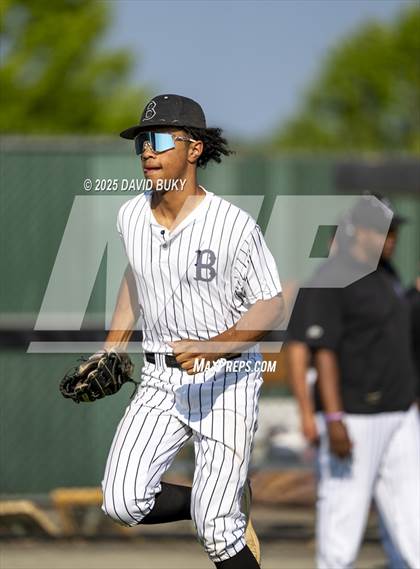 Thumbnail 2 in Woodbridge vs. Battlefield (VHSL Class 6 Region B Semifinal) photogallery.